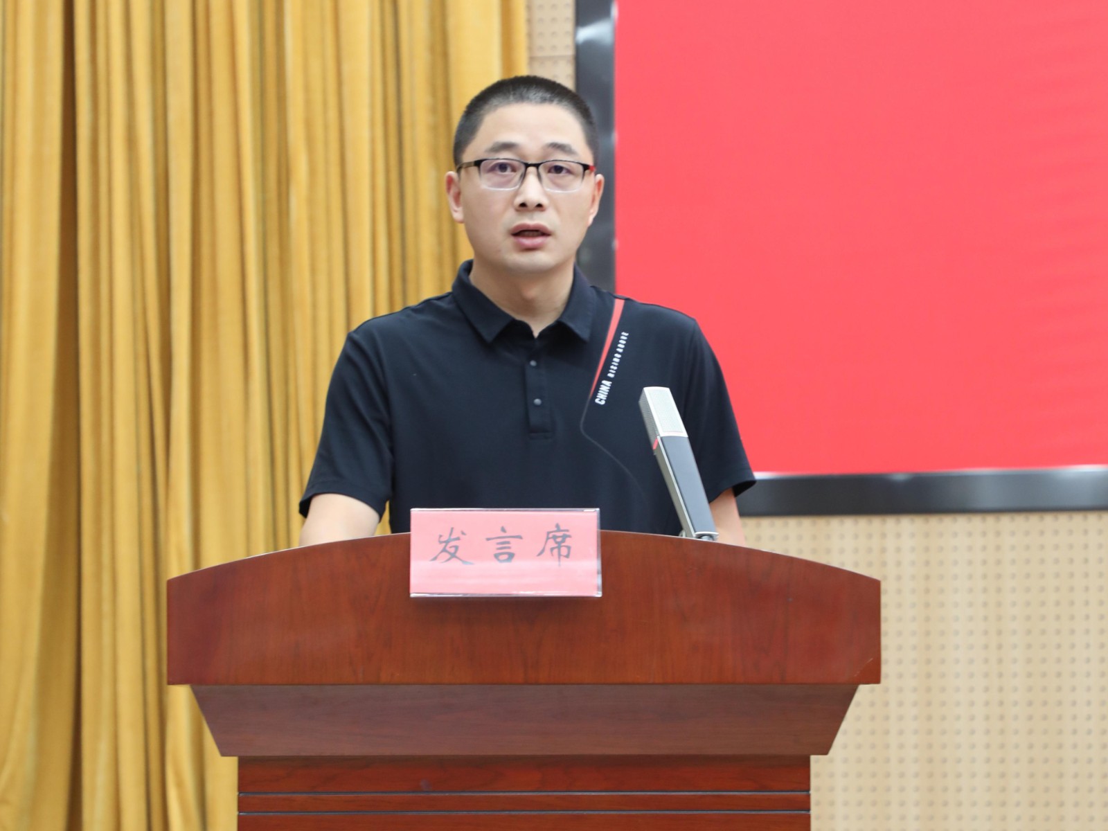 微信图片_20251016164958_339_70.jpg 微信图片_20251016164958_339_70.jpg